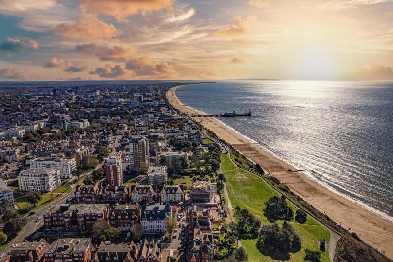 Apartament Sea Breeze - Pebbles Bournemouth Zewnętrze zdjęcie